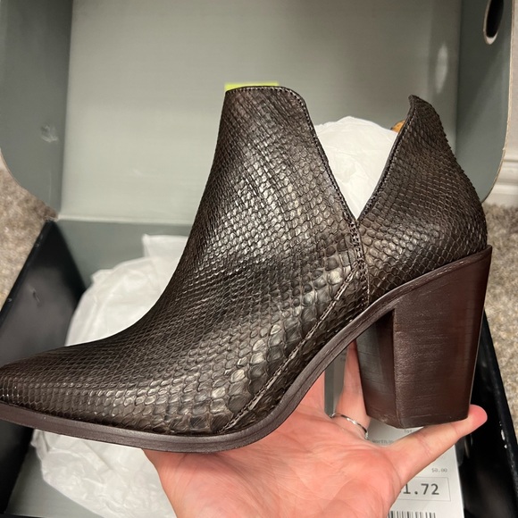 Lucchese Chocolate Python Shootie - Picture 2 of 2